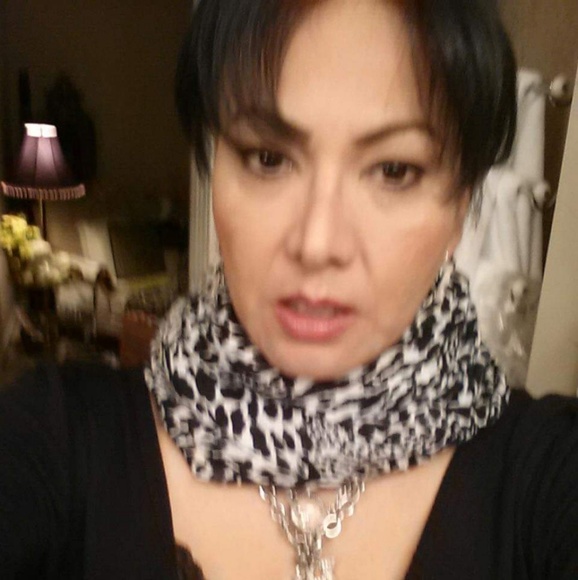 Meet your Posher, Alicia - Picture 3 of 16